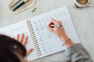 Paige Tate & Co. - Modern Calligraphy: A Calligraphy Practice Workbook