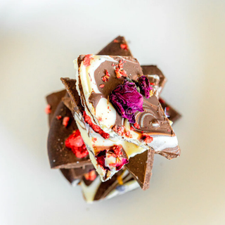 FLOUWER CO. - Floral Chocolate Bark Kit
