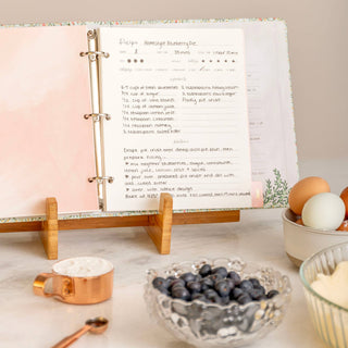 Strawberry Meadow Petite Recipe Binder